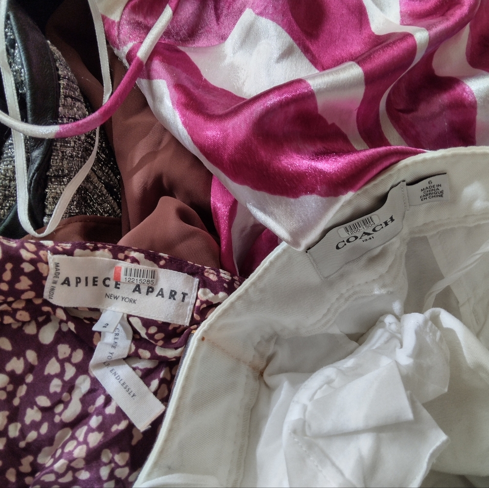 Rent The Runway Flawed Items Mystery Box - 10 Pieces - Picture 2 of 6